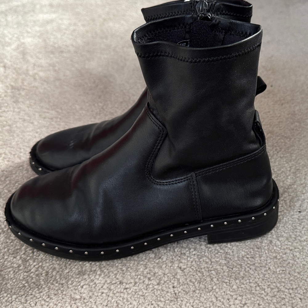 Zara Black Kids Boots with Studded Sole